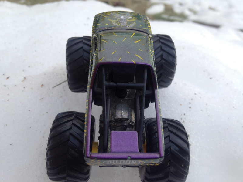 Illustration for article titled LaLD Car Week Purple(ish) Friday
